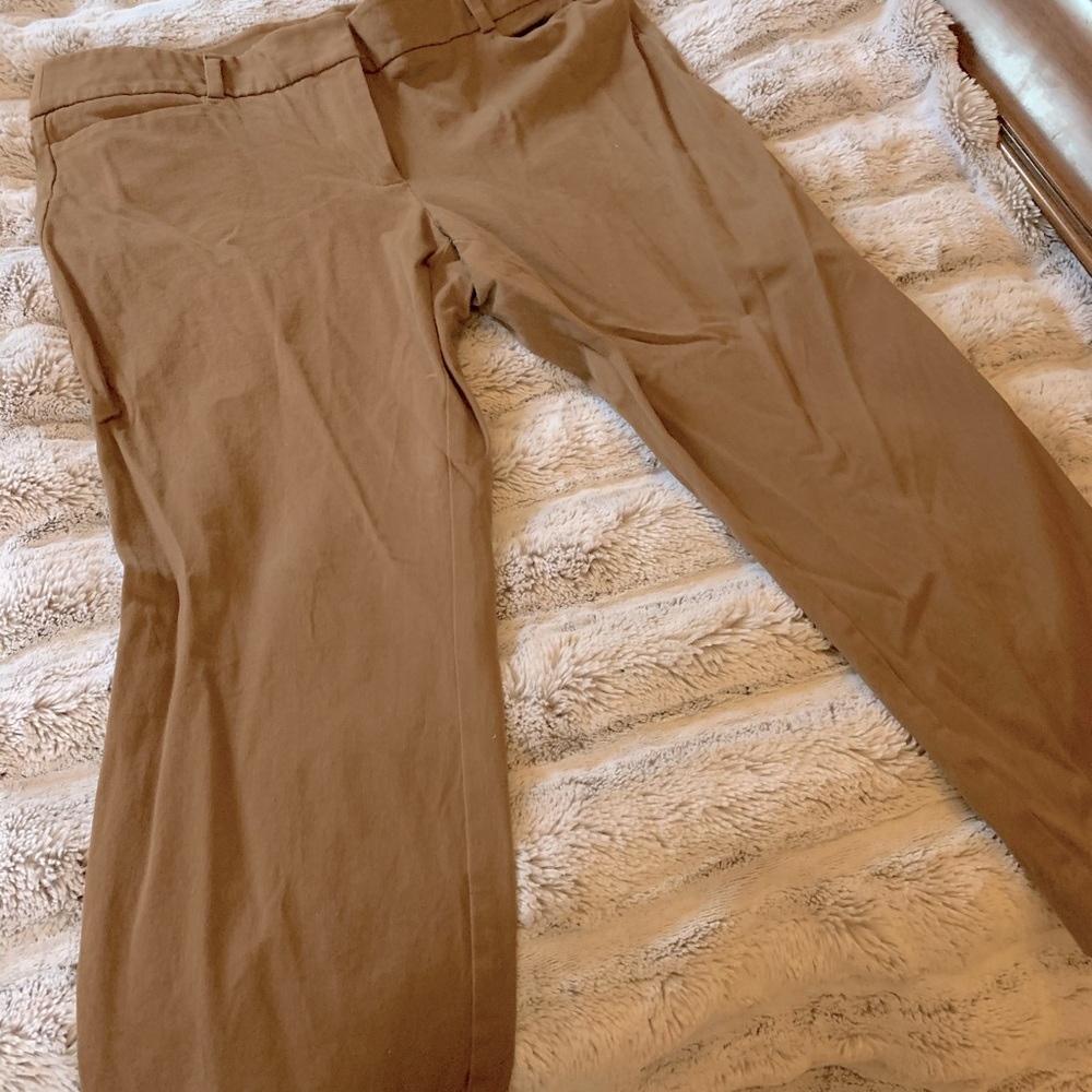 Loft stretchy khaki skinny work pants in camel